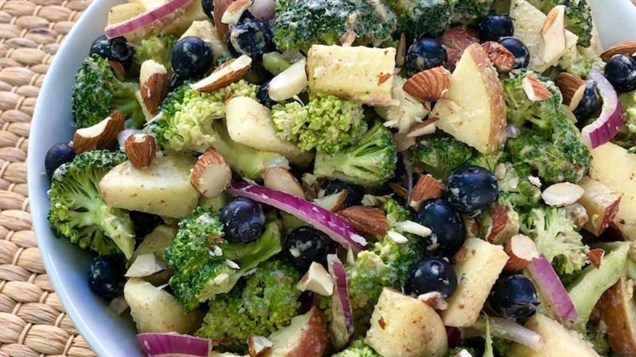 broccoli-salad-with-blueberries-and-apple-recipe