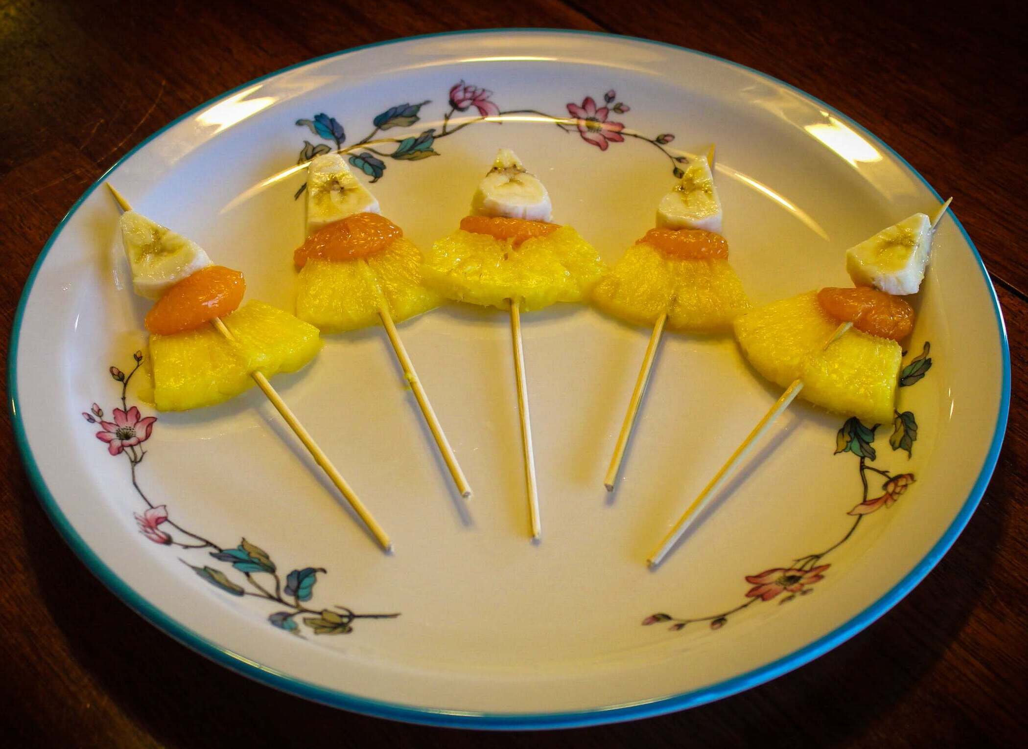 candy-corn-fruit-skewers-recipe