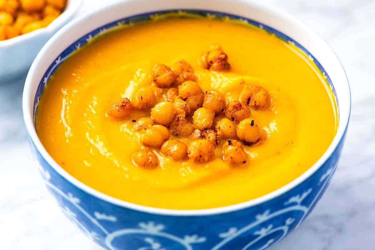 creamy-roasted-butternut-squash-bisque-recipe