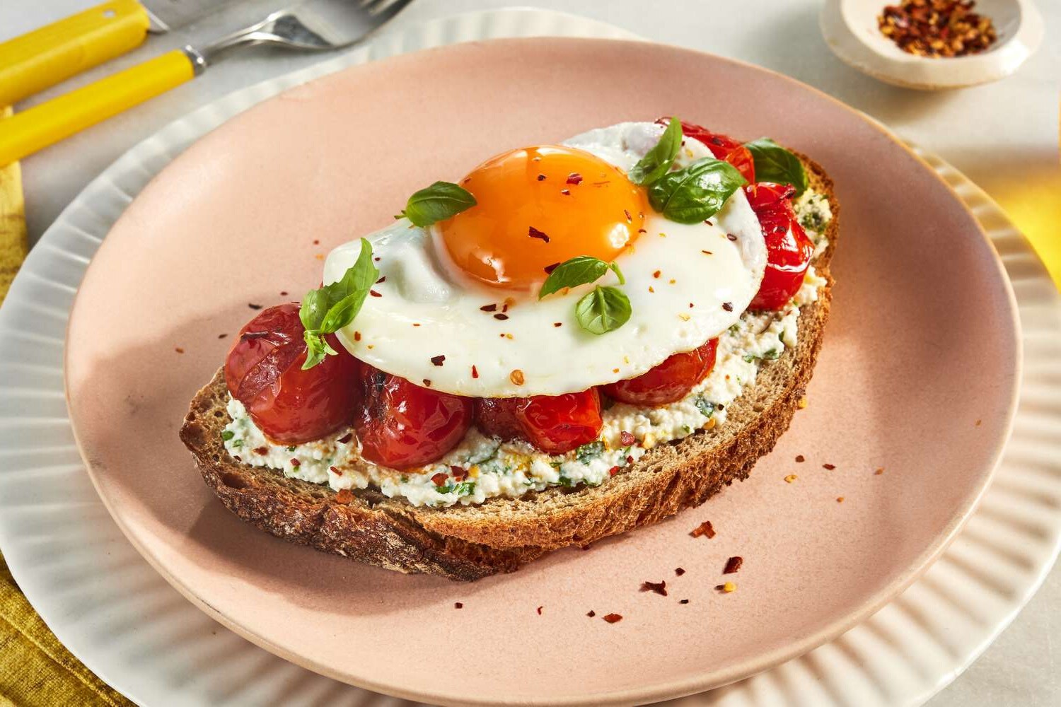 green-garlic-scrambled-egg-toasts-recipe