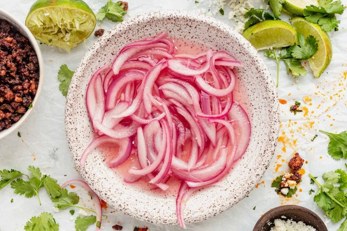 hibiscus-pickled-red-onions-recipe