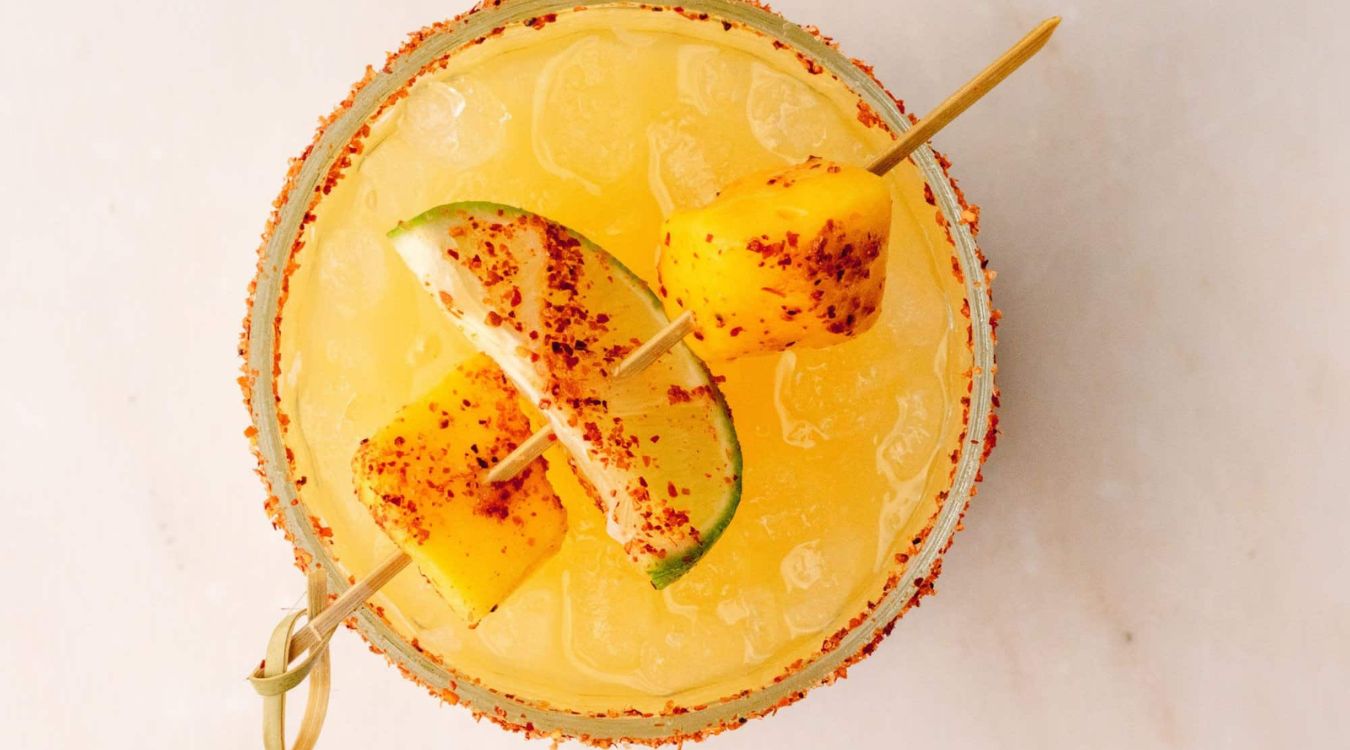 hot-honey-mango-margarita-mocktail-recipe