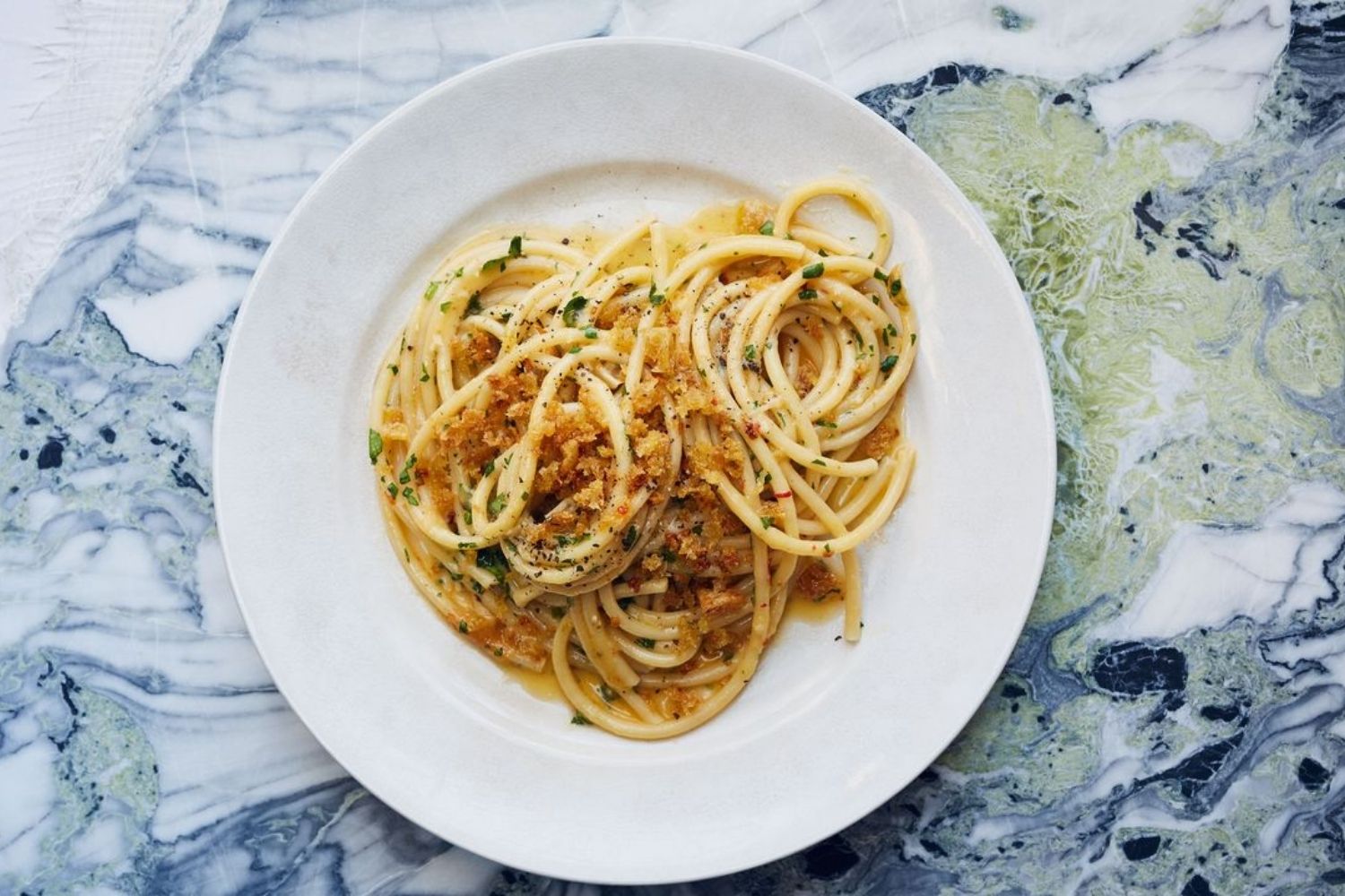 linguine-with-cherry-tomatoes-and-anchovy-breadcrumbs-recipe