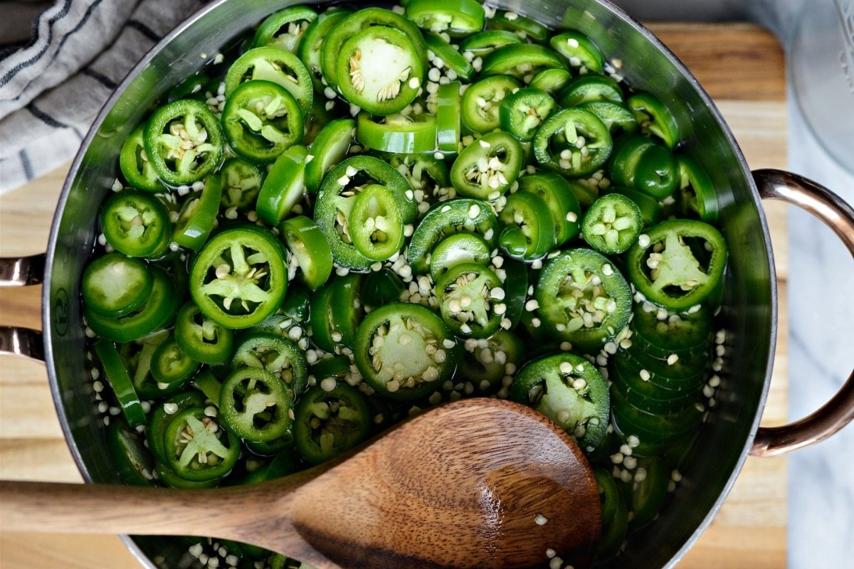 pickled-jalapeno-pepper-sauce-recipe
