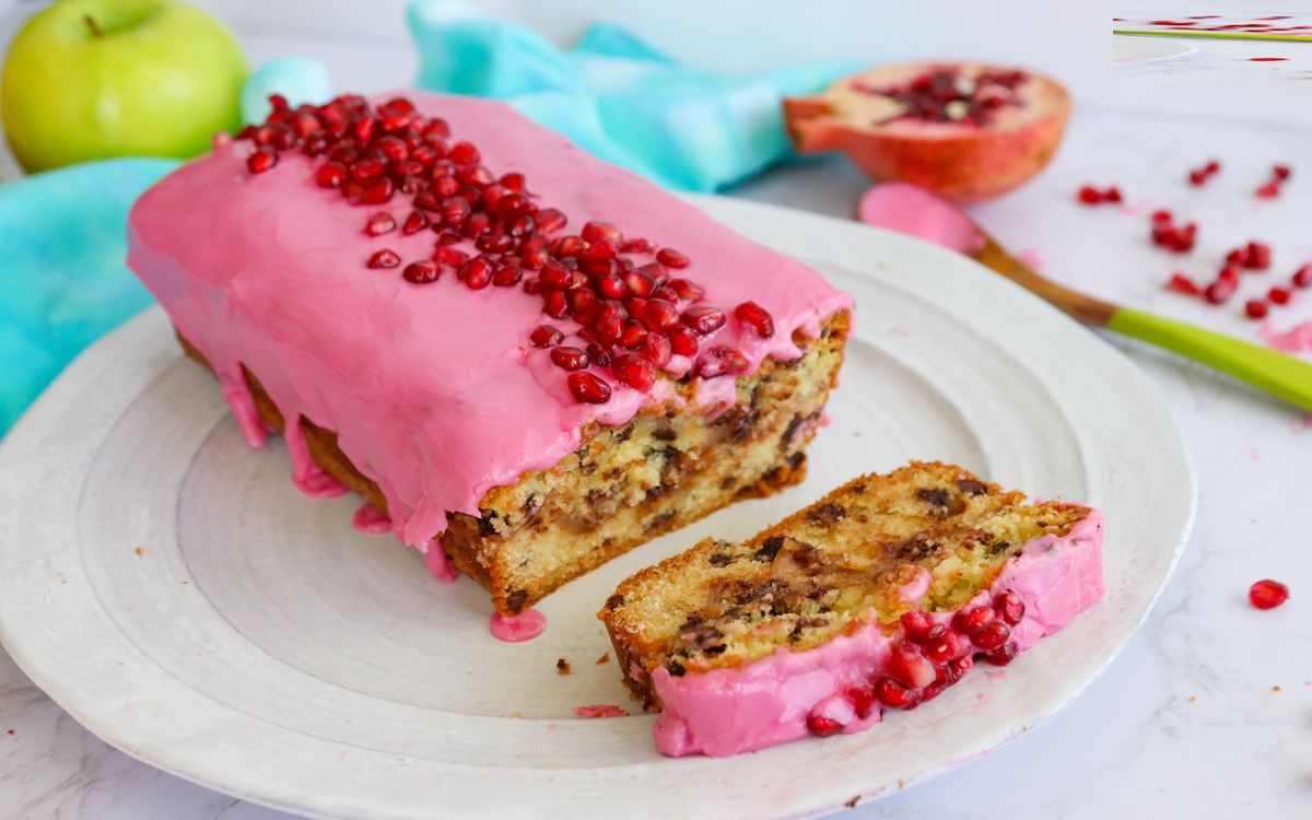 pomegranate-and-apple-cake-recipe