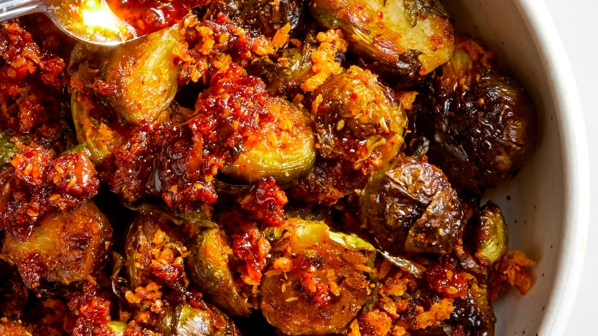 spicy-oven-roasted-brussel-sprouts-recipe