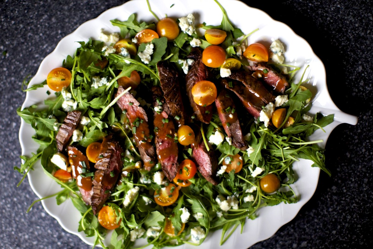 steak-salad-with-blue-cheese-crumbles-recipe