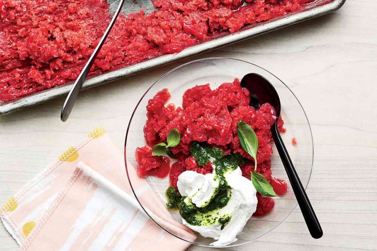 strawberry-top-pesto-recipe